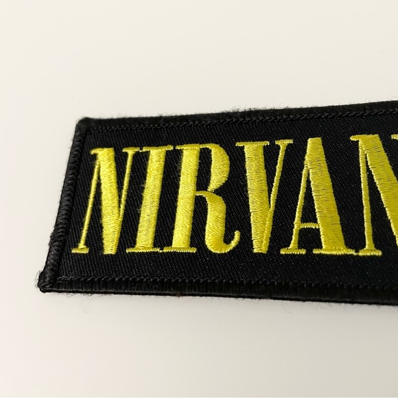 Vintage 1999 Nirvana Patch Black Yellow - Picture 3 of 11